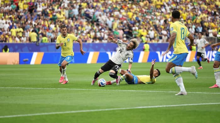 Brazil advance to round of 16