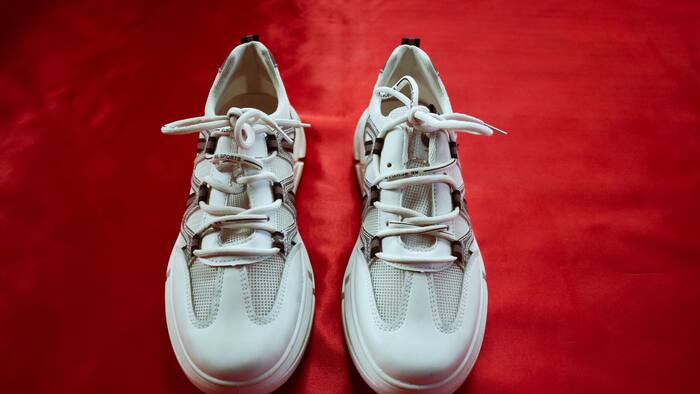 Toothpaste trick to clean white shoes