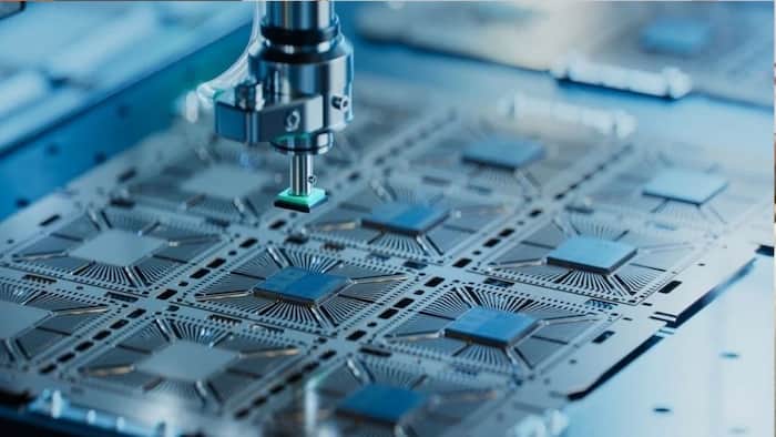Semiconductor