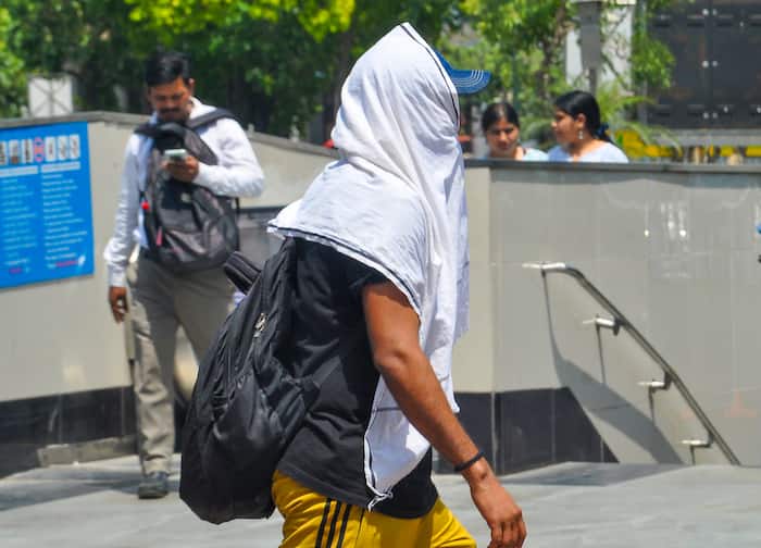Scorching Heat in New Delhi