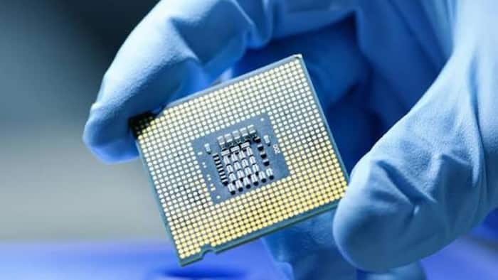 Semiconductor