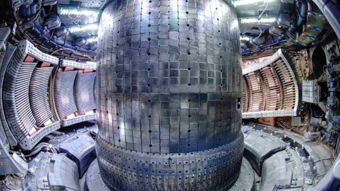 Artificial Sun  3