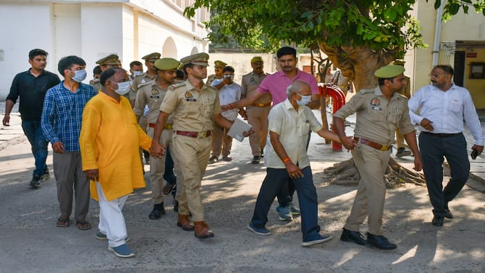 What is the Varanasi connection to Ram Mandir donation theft? How were six of eight accused recruited?