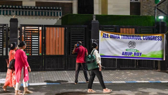 Amid escalating battle with Mamata, Ritabrata faction 'takes control' over TMC headquarters, locks gates