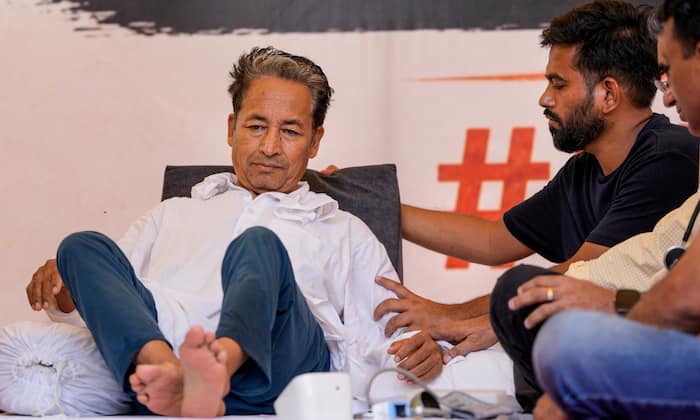 Delhi CJP protest: Sonam Wangchuk loses 8.2 kg as fast enters 16th day, AAP leaders reach site