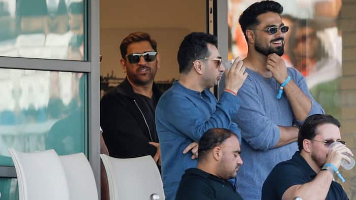 MS Dhoni