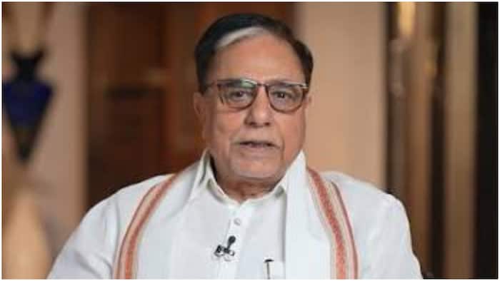 Dr. Subhash Chandra