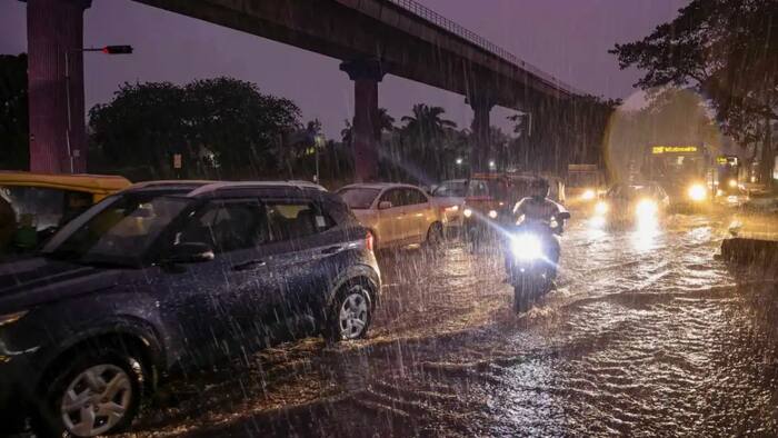 Heavy Rain Alert  4