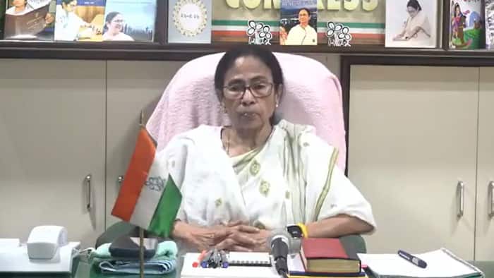 'We are not desperate': Mamata's bold message to dissenters, slams BJP for pressurising TMC leaders