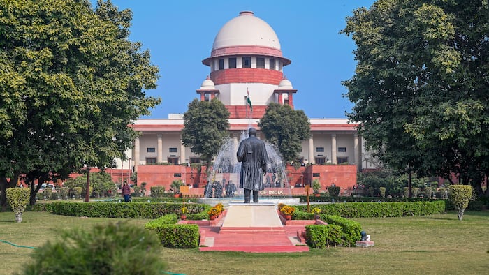Supreme Court ruling, Married daughters, compassionate appointment, Supreme Court, divorced daughters, Article 14, Constitution, Patna High Court, Bihar