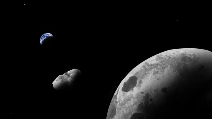 Quasi Moon  6