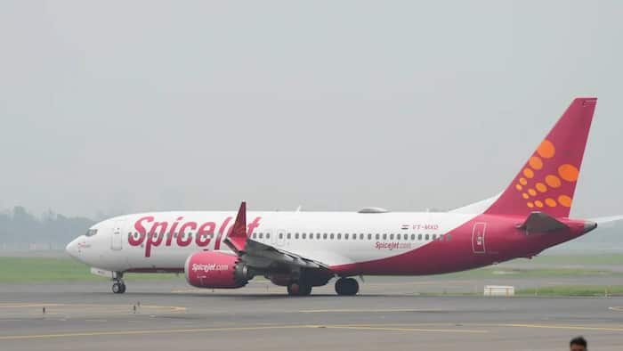 CCPA cracks down on SpiceJet, imposes Rs 1 Lakh penalty over 'dark patterns' on booking platform