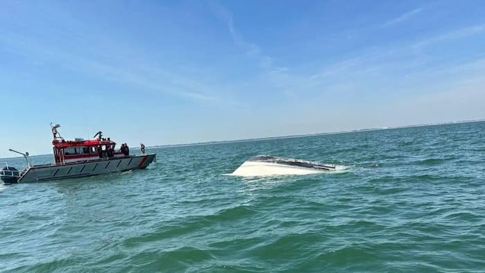 boat capsize