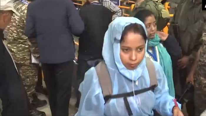 Amarnath Yatra 2026: Third batch of pilgrims leaves Jammu under multi-layer security; Second batch reaches Pahalgam route; Watch