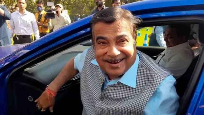 Nitin Gadkari hydrogen Car