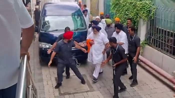 Sukhbir Singh Badal attack: Police arrests attacker Nihang Jaspal Singh, Maharashtra CM orders probe
