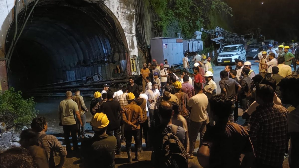 Uttarakhand Tunnel Collapse: Rescue teams save 10, several still remain trapped