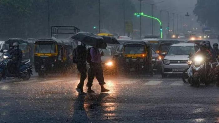 Maharashtra Weather Update: Mumbai, Ratnagiri, Palghar, Nagpur, Nashik, Pune, Sindhudurg likely to witness light rain, IMD issues statement