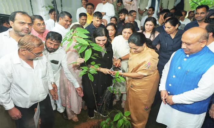 Delhi's 'Ek Ped Maa Ke Naam' plantation drive gains momentum, achieves 54% of 70-lakh target