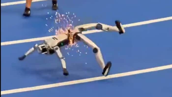 Humanoid robot smashes into barrier, breaks in half at Robotic Olympic trials in China | Viral
