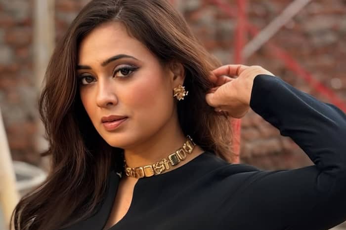 Shweta Tiwari finds cockroach in cold drink after grocery delivery, tags Maharashtra FDA Chief Tukaram Mundhe