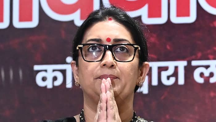 Smriti Irani BJP team