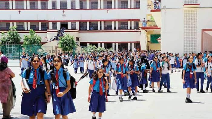 'He threatened me': 15-year-old girl student sexual assault by principal at Chikkaballapur residential school in Karnataka | Image: X