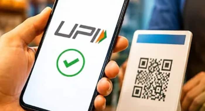 Trouble for Modi government: PIL in Supreme Court challenges charges on UPI payments above Rs 2,000