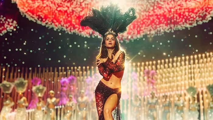 Alia Bhatt’s Love & War first look: Fierce cabaret-style avatar steals the spotlight