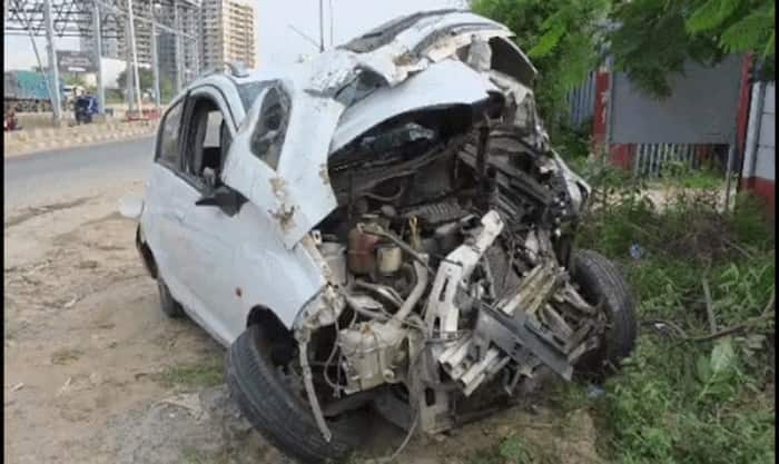 Delhi University student's speeding car kills 2 workers on Dwarka Expressway