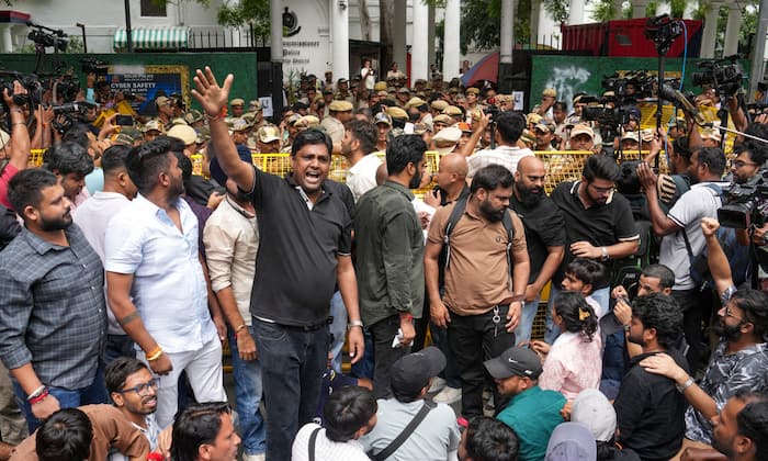 Delhi CJP protest: Delhi Police assures arrest of Swatantra Bharadwaj as Nishu Aazad's father seeks attempt-to-murder case