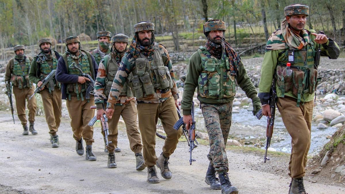 Gefecht in Jammu und Kaschmir: Pakistanischer Lashkar-e-Taiba-Kommandant ...