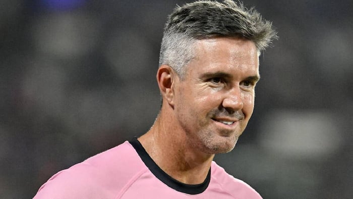 Kevin Pietersen appointed England mentor