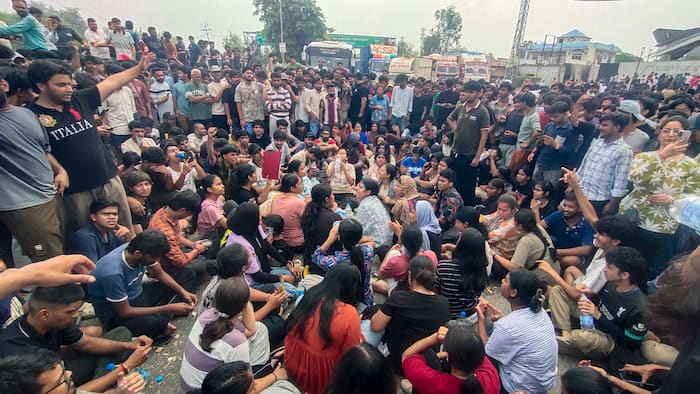 LPU Protest LIVE: Internet services around university suspended, Punjab CM Bhagwant Mann orders strict action