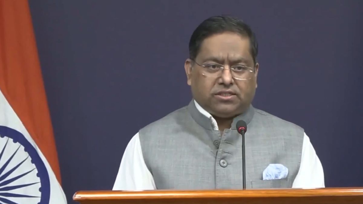 India denies Pakistan's version of naval collision, says PNS Hunain acted ...