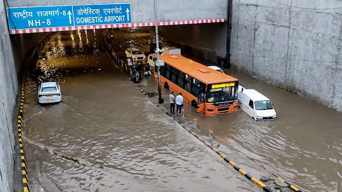 Delhi-NCR rain ALERT, Sept 5: IMD predicts more rain today; Waterlogging, flight delays, traffic woes likelyCheck forecast