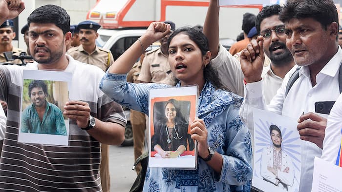 IIT Bombay student death: Protesters issue statement, says 'do not condone cheating'; Clarify stand on Dean Doolla