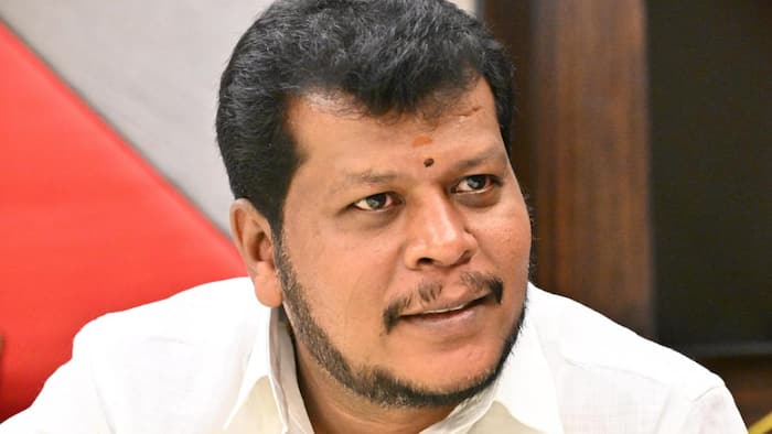 'Let people decide': Tamil Nadu minister Vijay Balaji challenges DMK over new Pongal 4-Muzham dhotis
