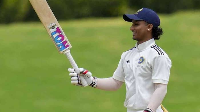 Ayush Badoni's impressive batting performance vs Jharkhand in Ranji Trophy 2026