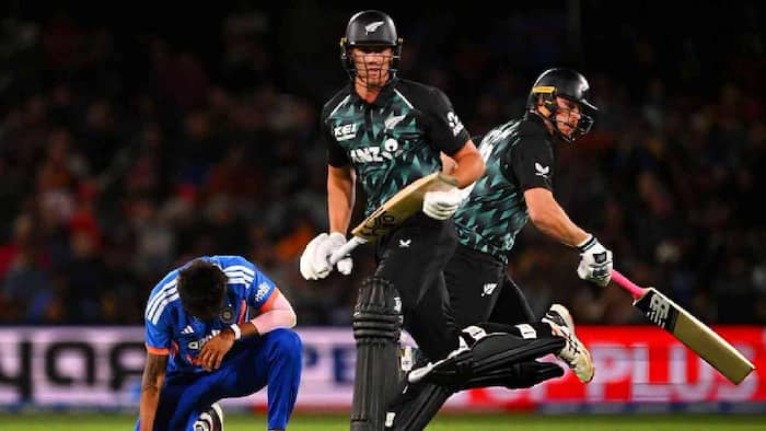 Bavon Jacobs' six off Arshdeep Singh's delivery