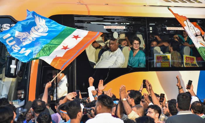 'We have been prevented from protesting': INDIA bloc leaders march towards Rajghat | Key updates