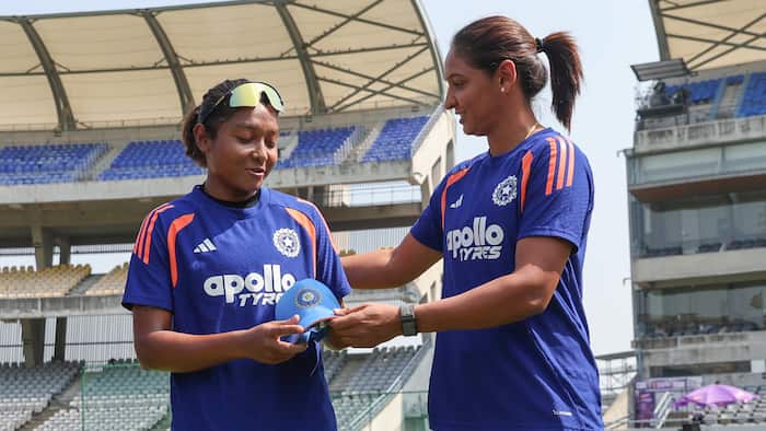 Jintimani Kalita and Harmanpreet Kaur