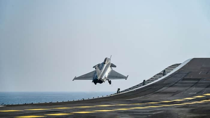 Rafale Marine jet lands on INS Vikrant for the first time, on first attempt | Video