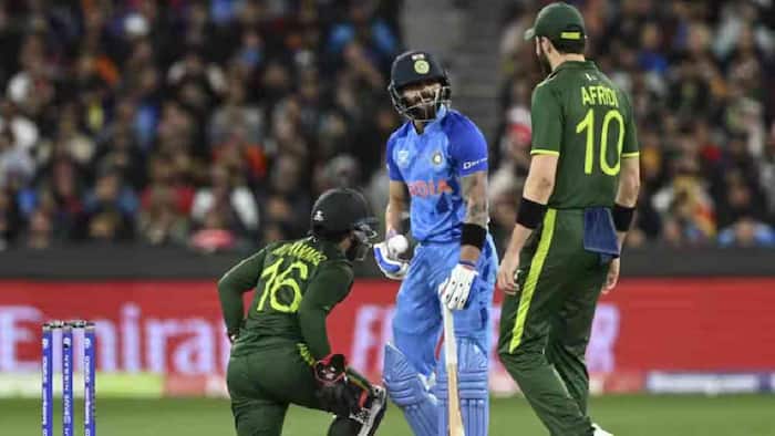 Shadab Khan reveals Virat Kohli's special gesture