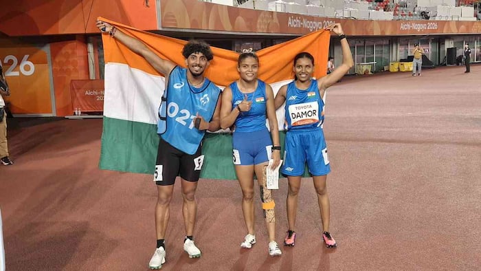 Simran Sharma won gold and Tejalben Damor won Bronze in Women's 200m T12