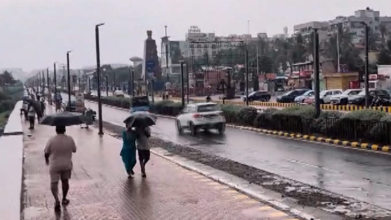Cyclone Arnab landfall: Multiple flights cancelled, over 90 trains services affected as heavy rain, strong winds lash coast; Check latest update