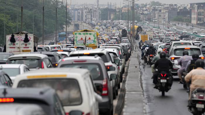 Delhi-NCR announces 15-day construction ban from November 5, orders 50% work from home for offices; Check what's allowed